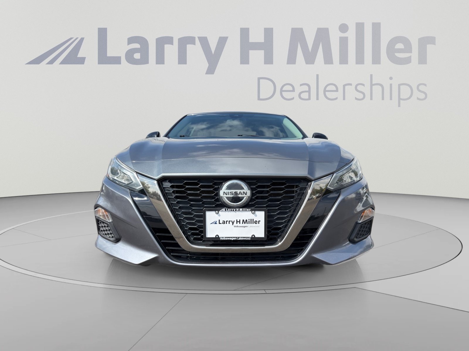 Used 2021 Nissan Altima 2.5 SR FWD image 8