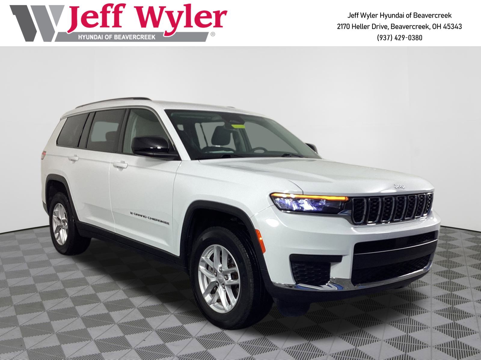 Used 2023 Jeep Grand Cherokee L Laredo