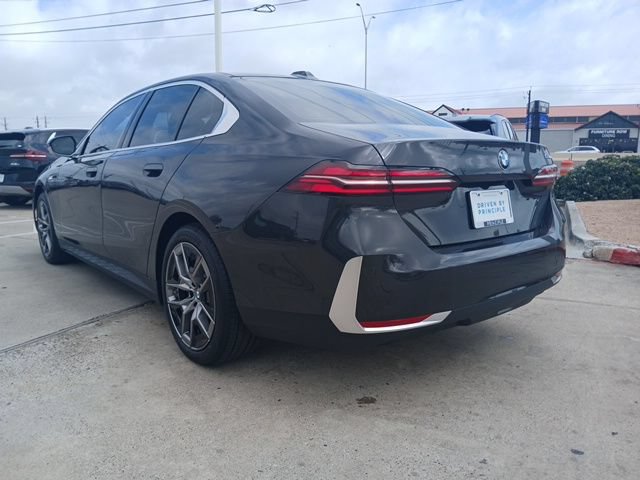 New 2026 BMW 530i RWD image 7
