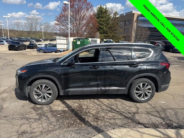 Used 2019 Hyundai Santa Fe SEL image 2