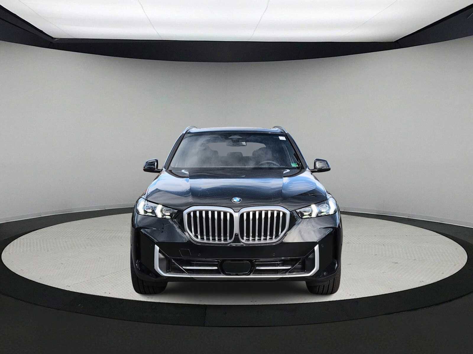 New 2026 BMW X5 xDrive40i w/ Premium Package image 3