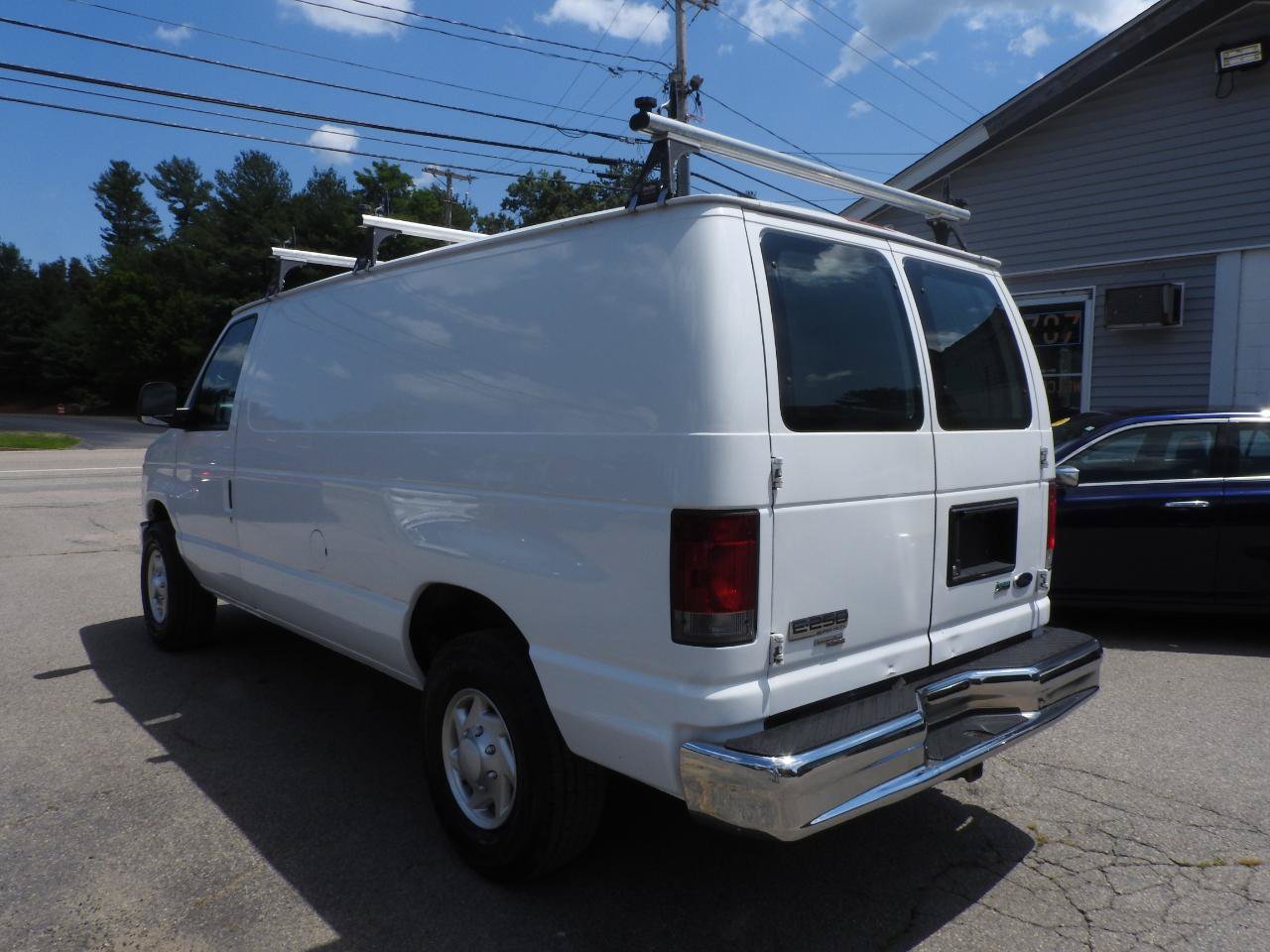 Used 2012 Ford E-250 and Econoline 250 w/ PWR Group RWD image 3