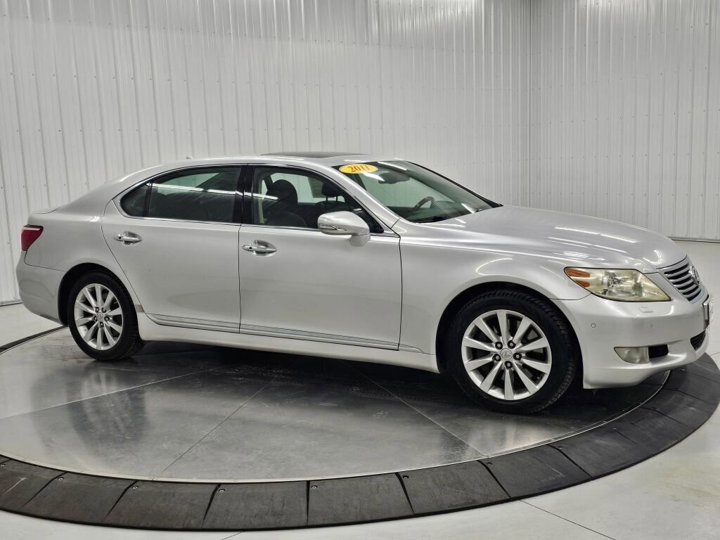 Used 2011 Lexus LS 460 L w/ Luxury Pkg image 7