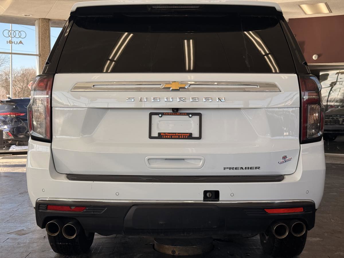 Used 2023 Chevrolet Suburban Premier image 13