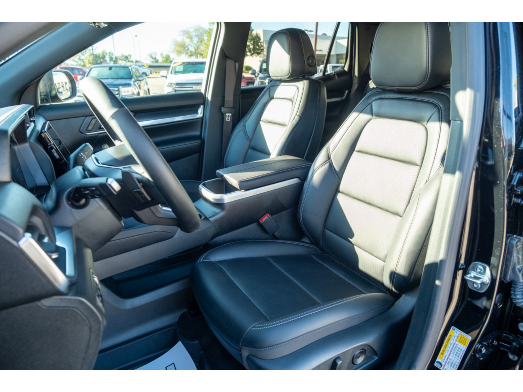 New 2027 GMC Terrain Elevation w/ Elevation Premium Package FWD image 12
