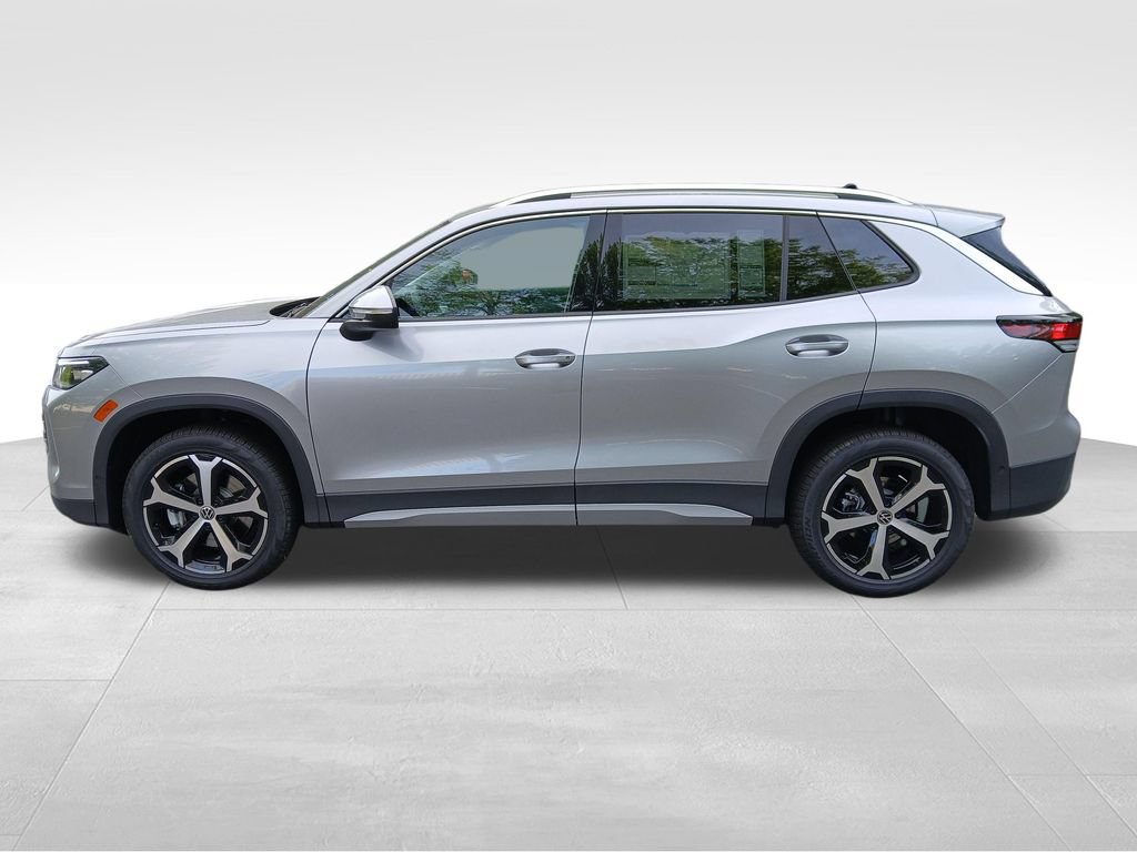 New 2026 Volkswagen Tiguan SE AWD/4WD image 2