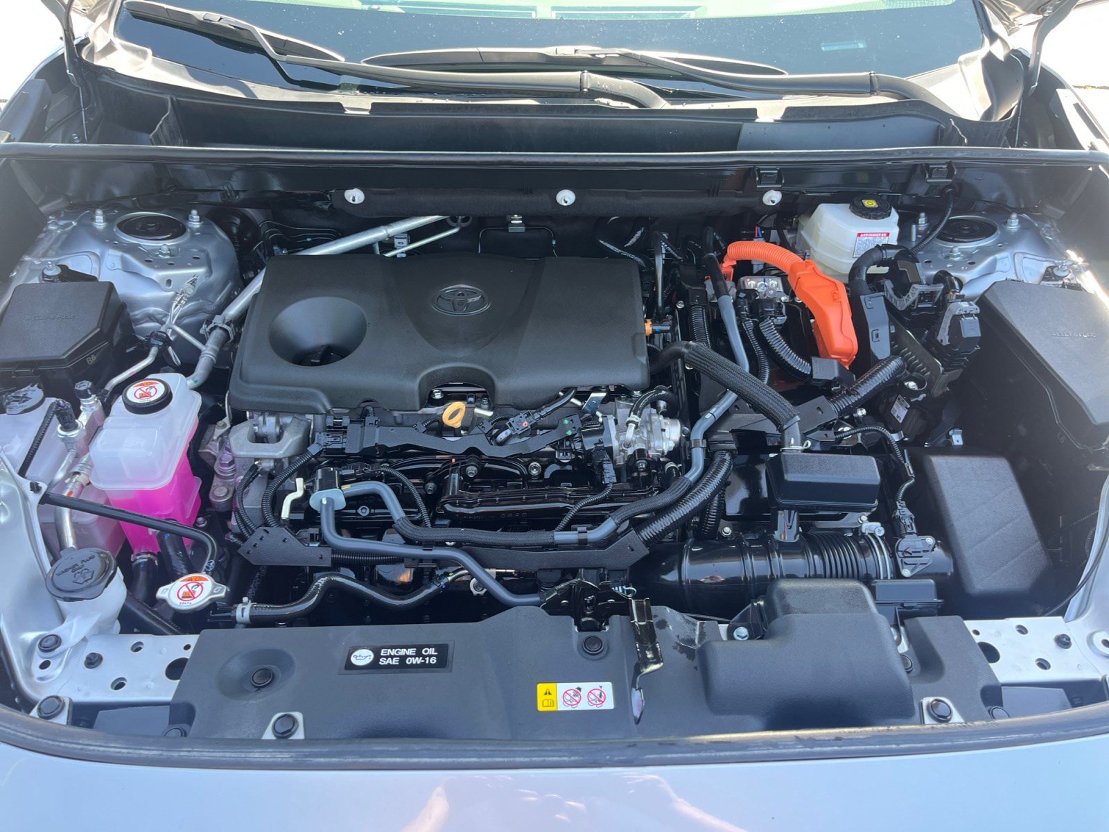 Used 2025 Toyota RAV4 LE AWD/4WD image 31