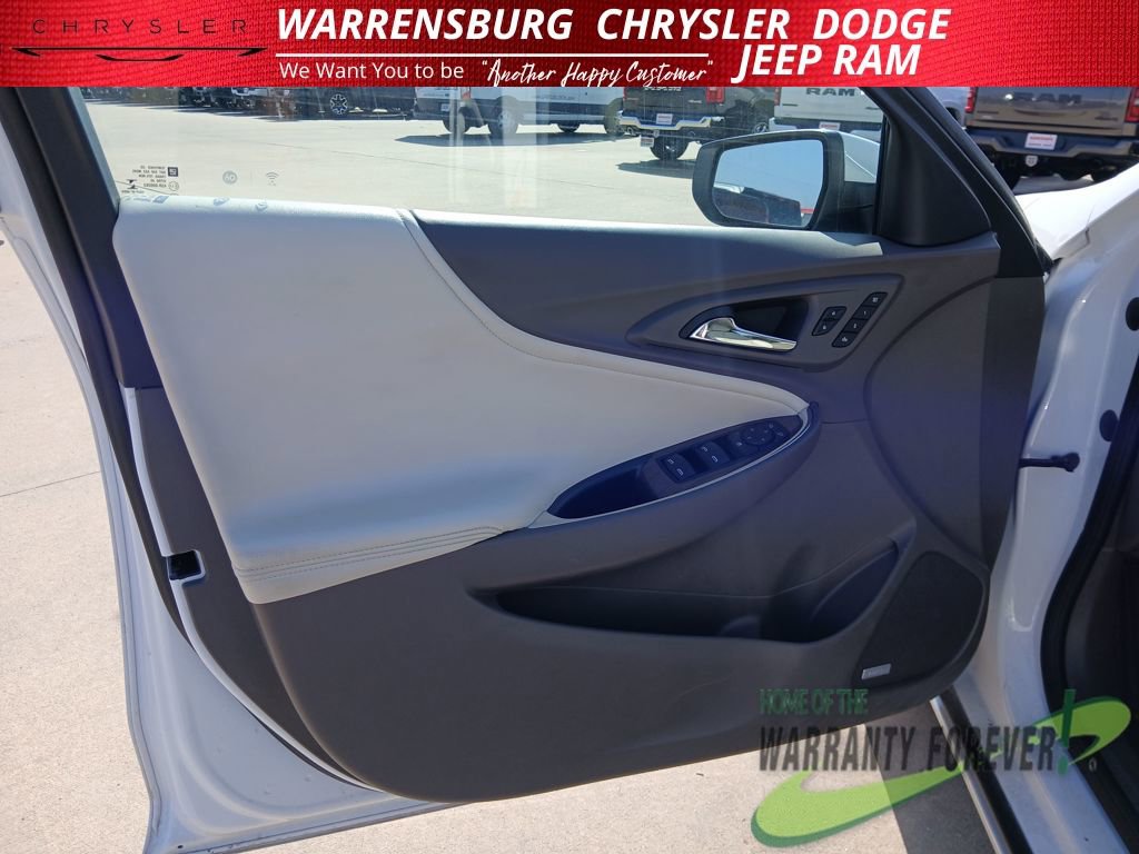 Used 2024 Chevrolet Malibu LT image 12