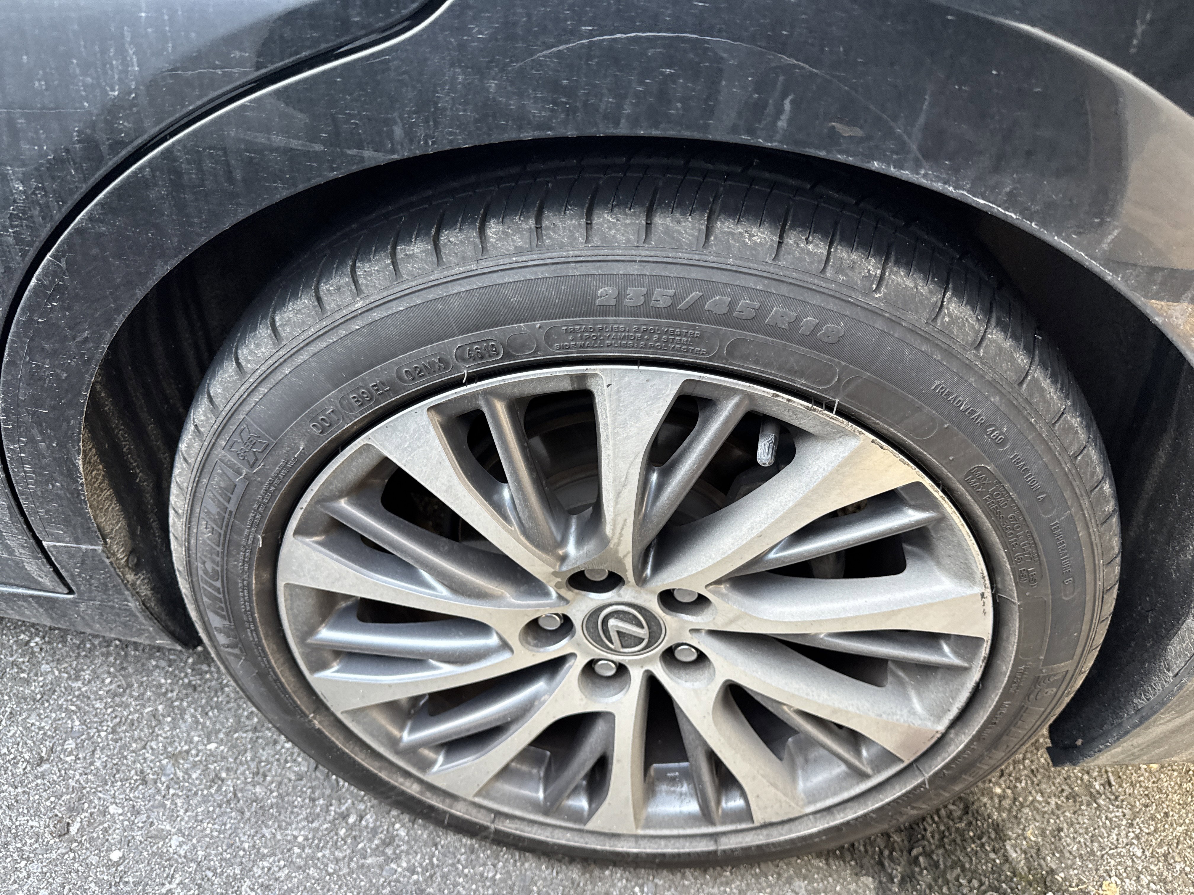 Used 2024 Lexus ES 350 w/ Premium Package image 5