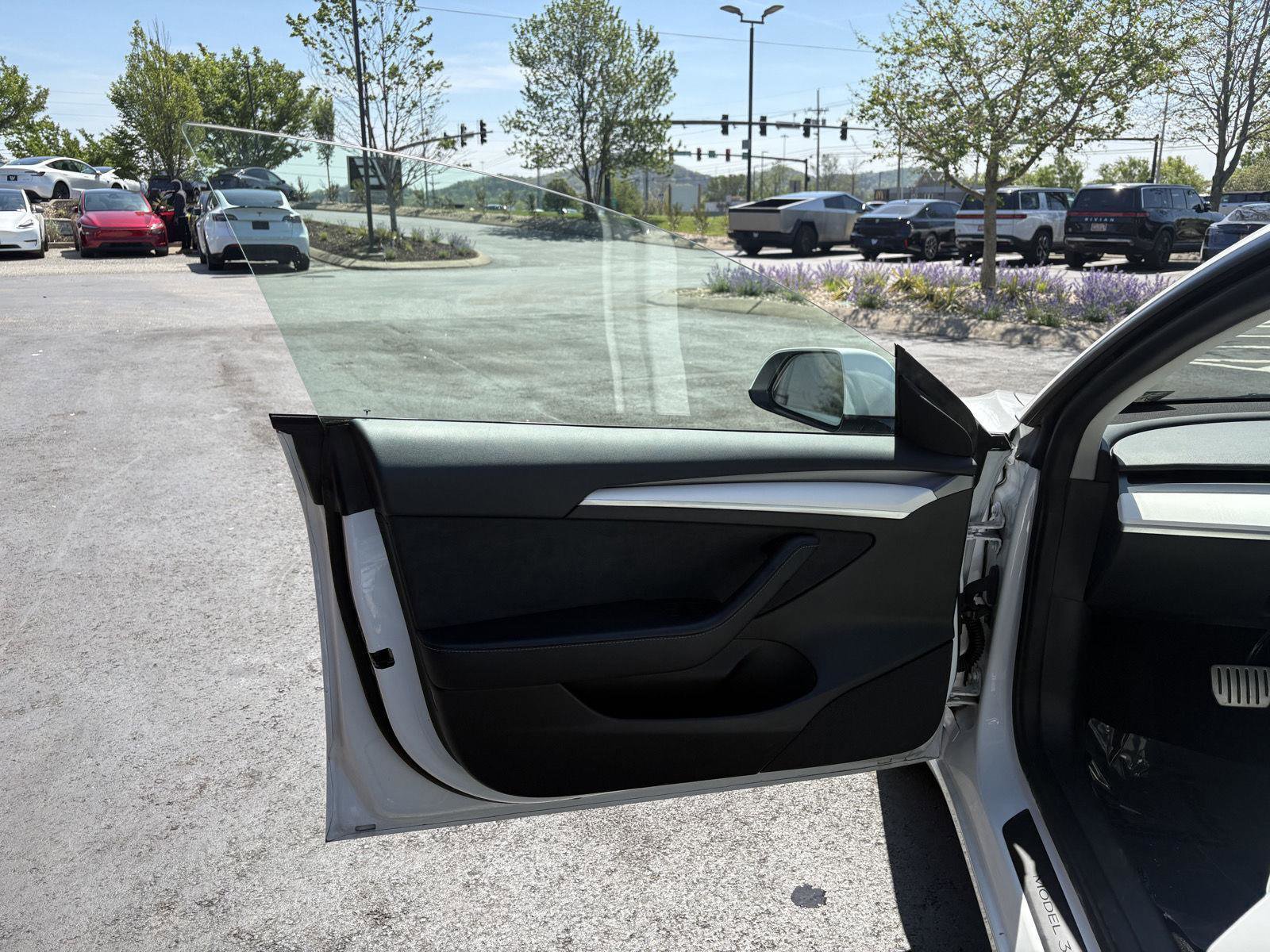 Used 2023 Tesla Model 3 Performance image 14