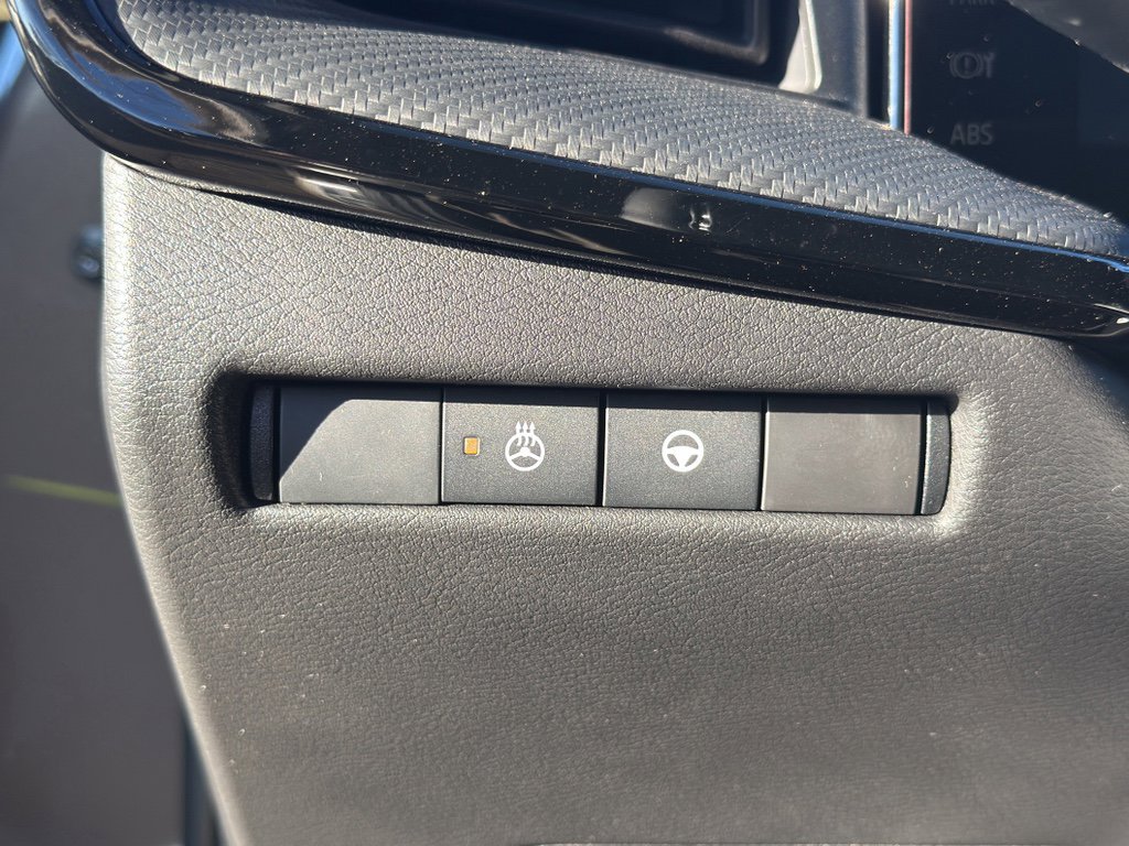 New 2026 Nissan Kicks SR w/ SR Premium Package image 22