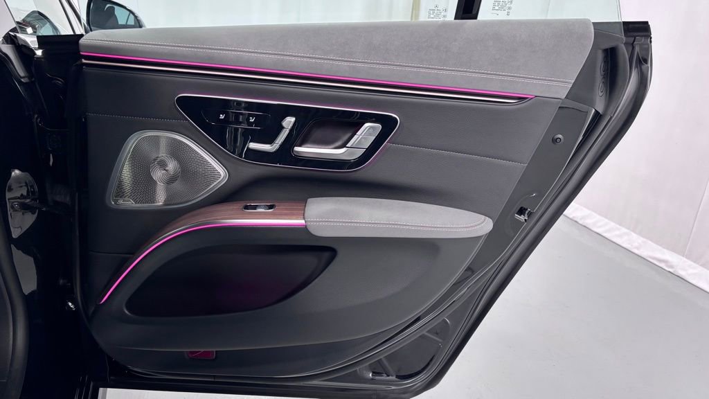 Certified 2023 Mercedes-Benz EQS 580 4MATIC Sedan image 26