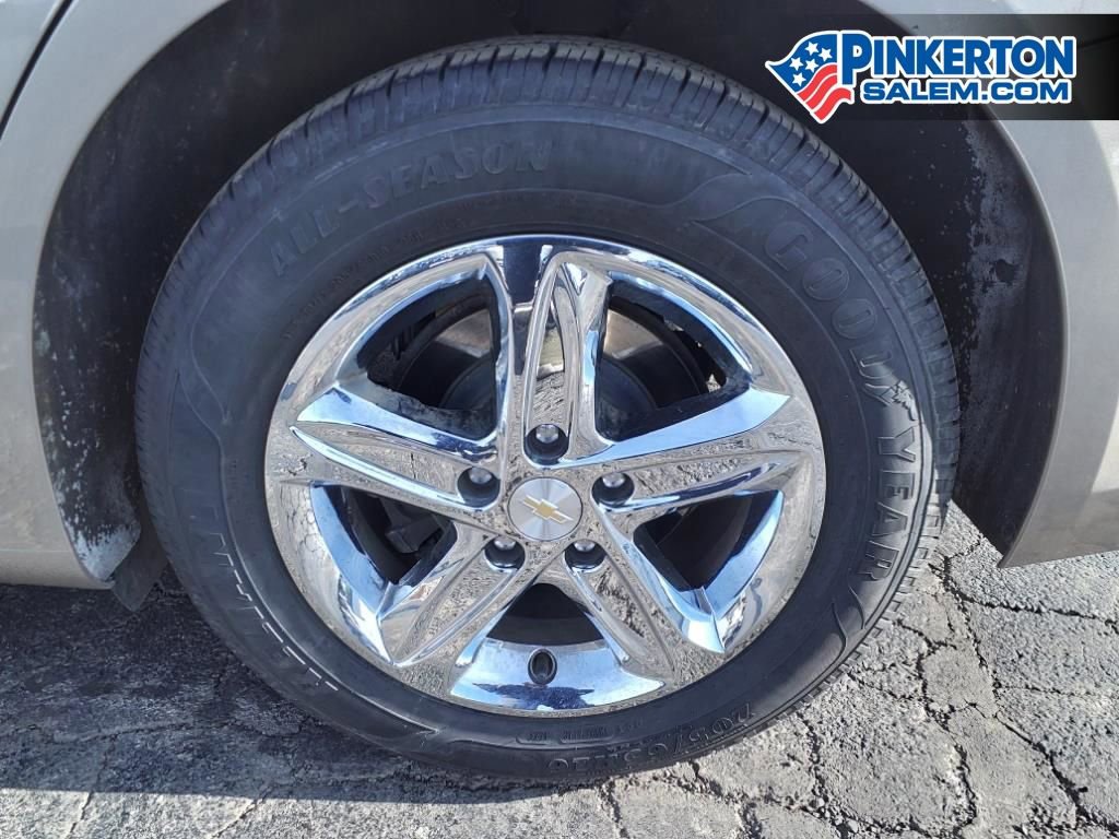 Used 2022 Chevrolet Malibu LS image 15