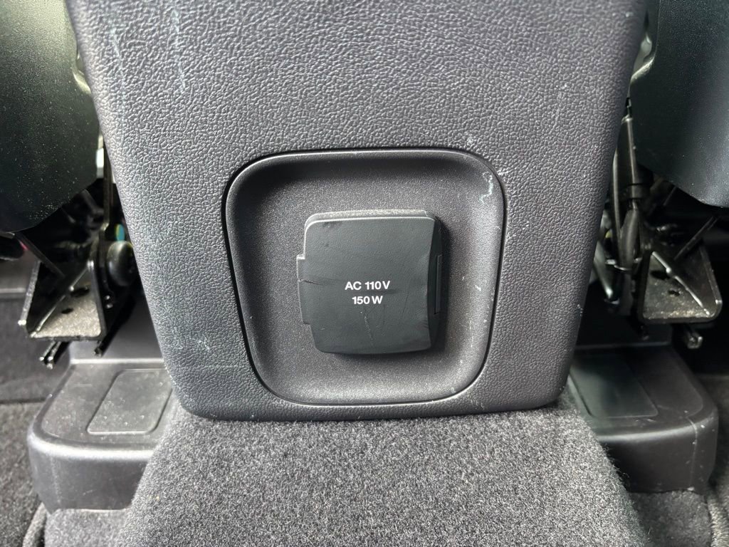 Used 2020 Ford Escape Titanium AWD/4WD image 33