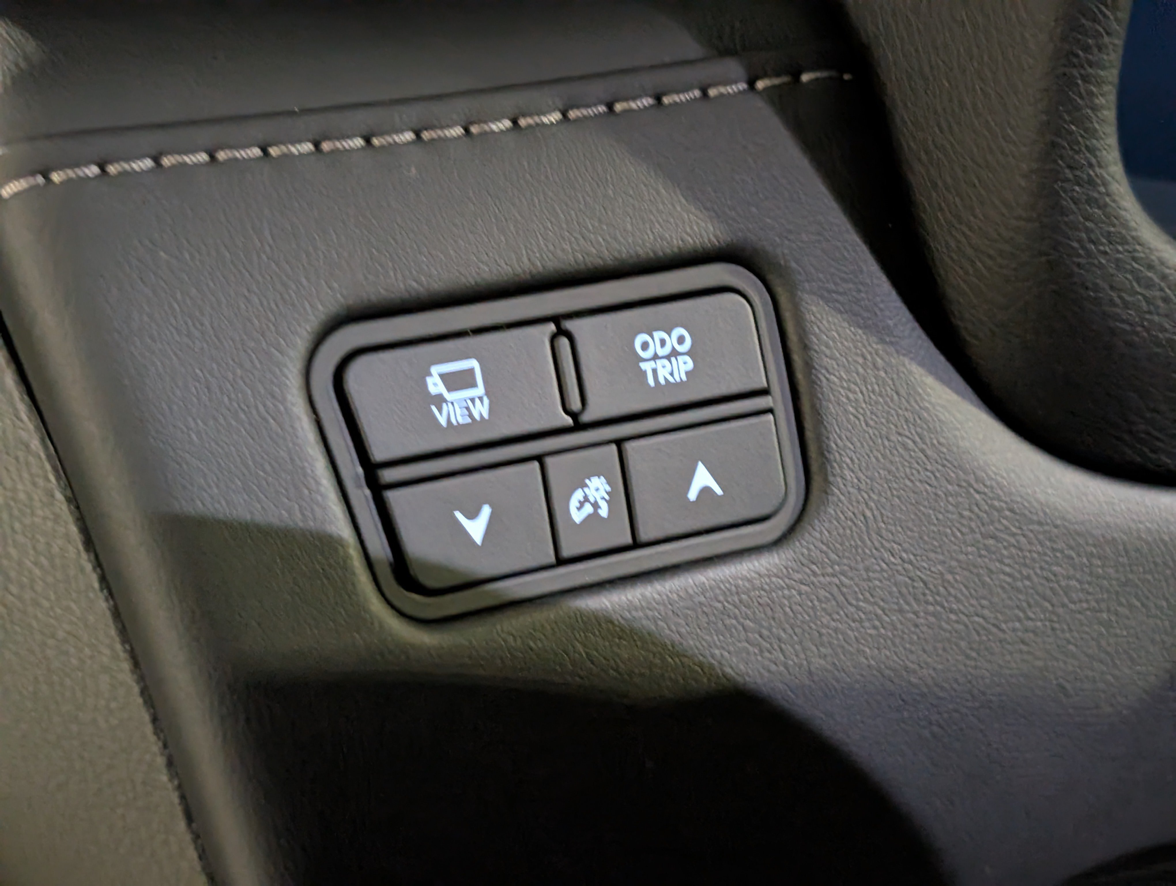 Used 2025 Lexus LX 600 4WD w/ Appearance Package image 22