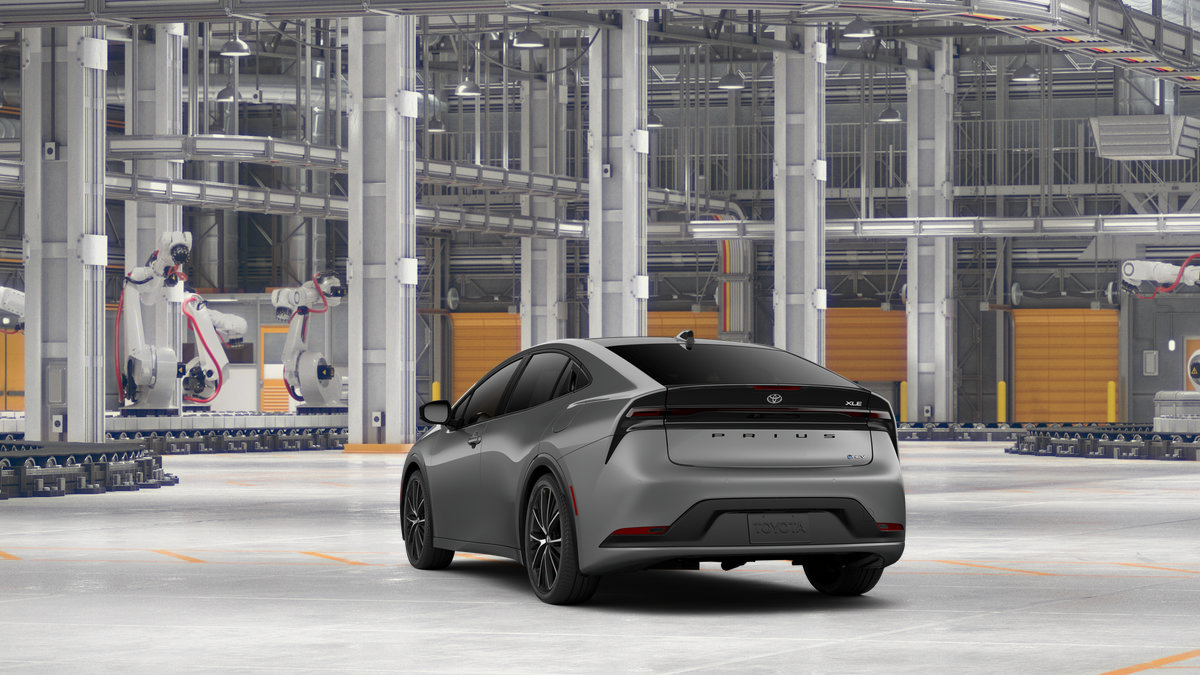 New 2027 Toyota Prius FWD image 9