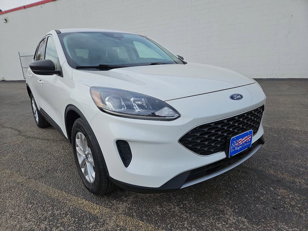 Used 2022 Ford Escape SE w/ Convenience Package image 2