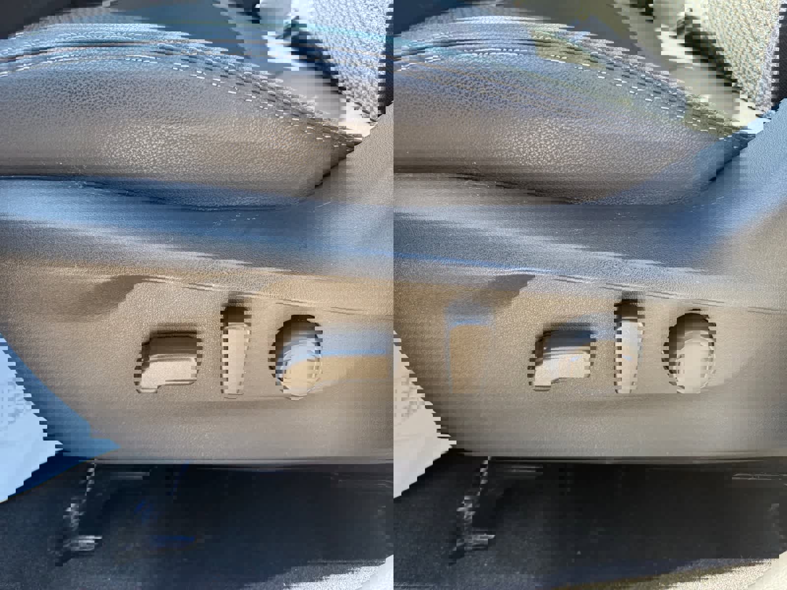 Used 2023 Subaru Forester Premium image 17