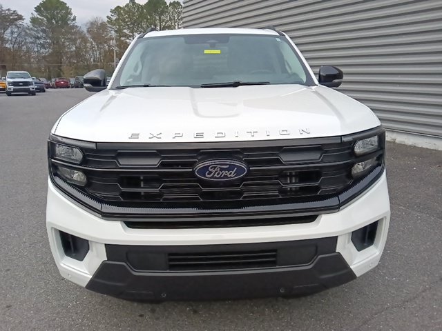 New 2025 Ford Expedition Active AWD/4WD image 8
