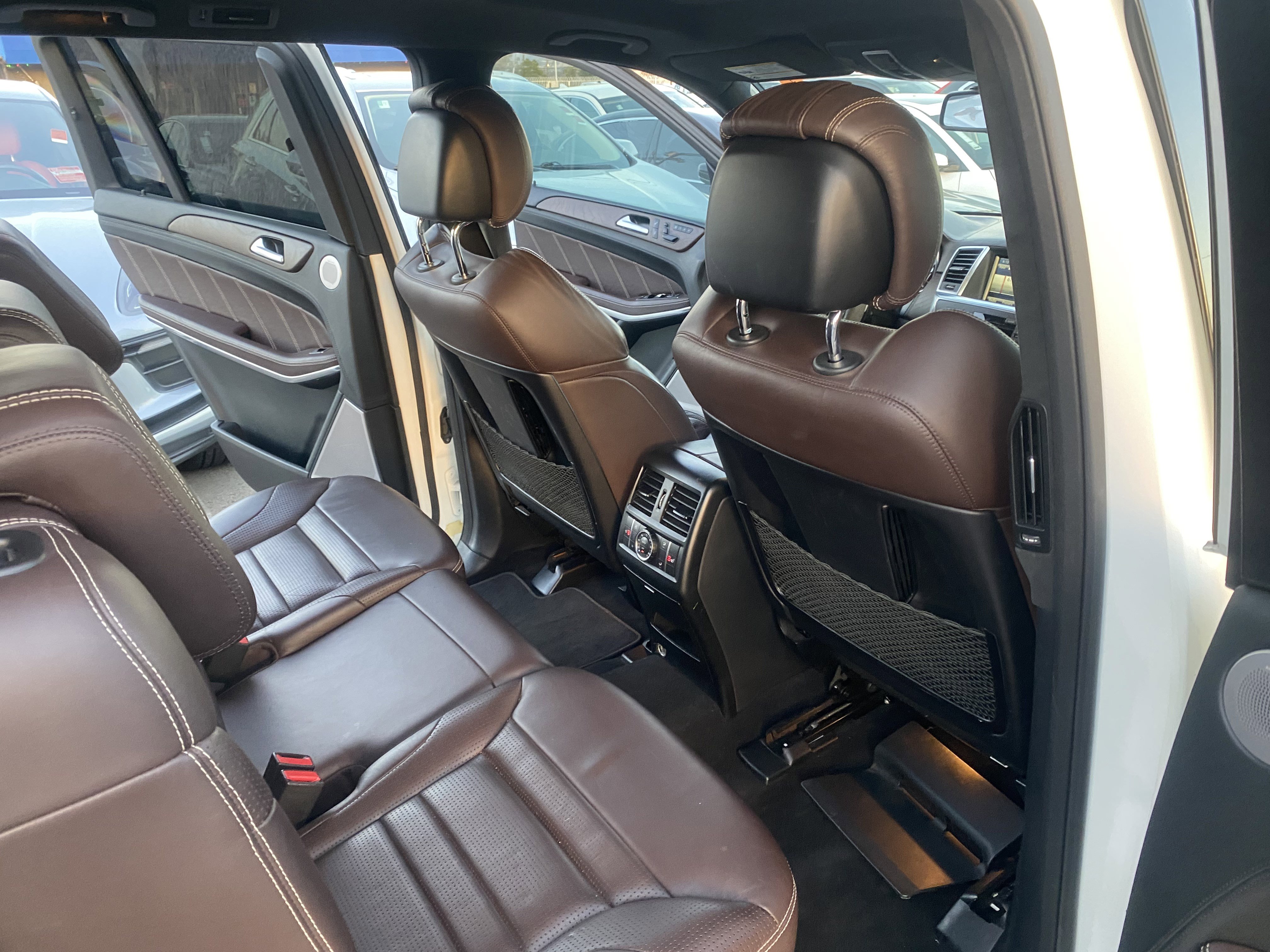 Used 2016 Mercedes-Benz GL 63 AMG 4MATIC image 19