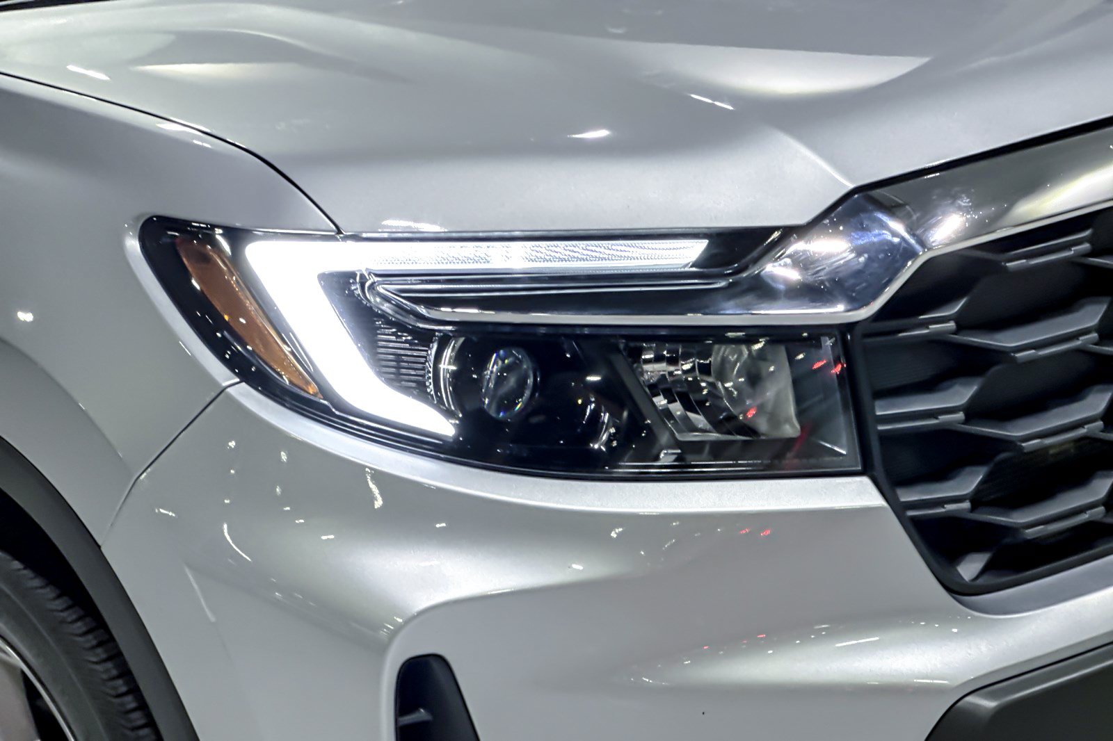 Used 2023 Honda Passport EX-L image 11