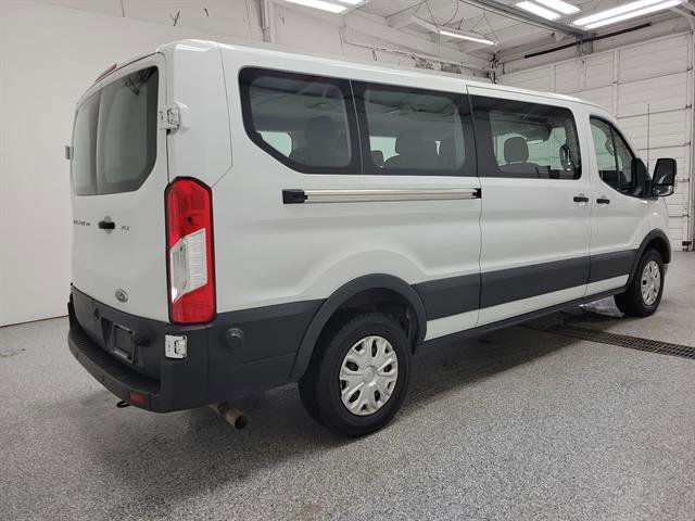 Used 2024 Ford Transit 350 XLT image 3