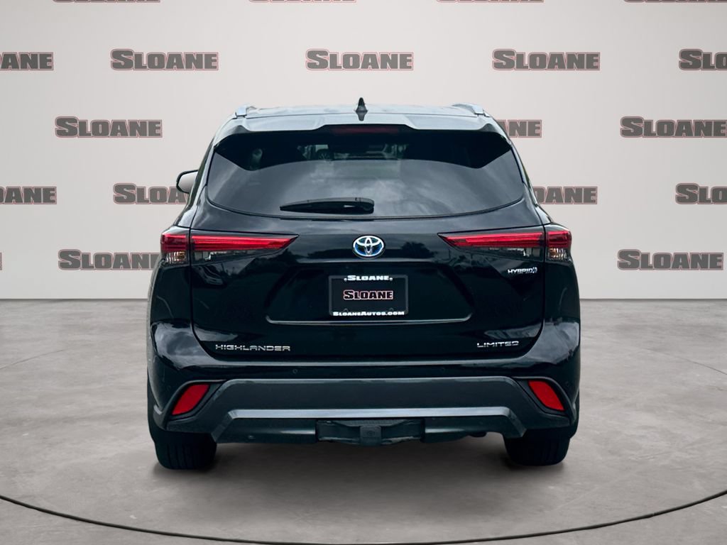 Used 2023 Toyota Highlander Limited AWD/4WD image 4