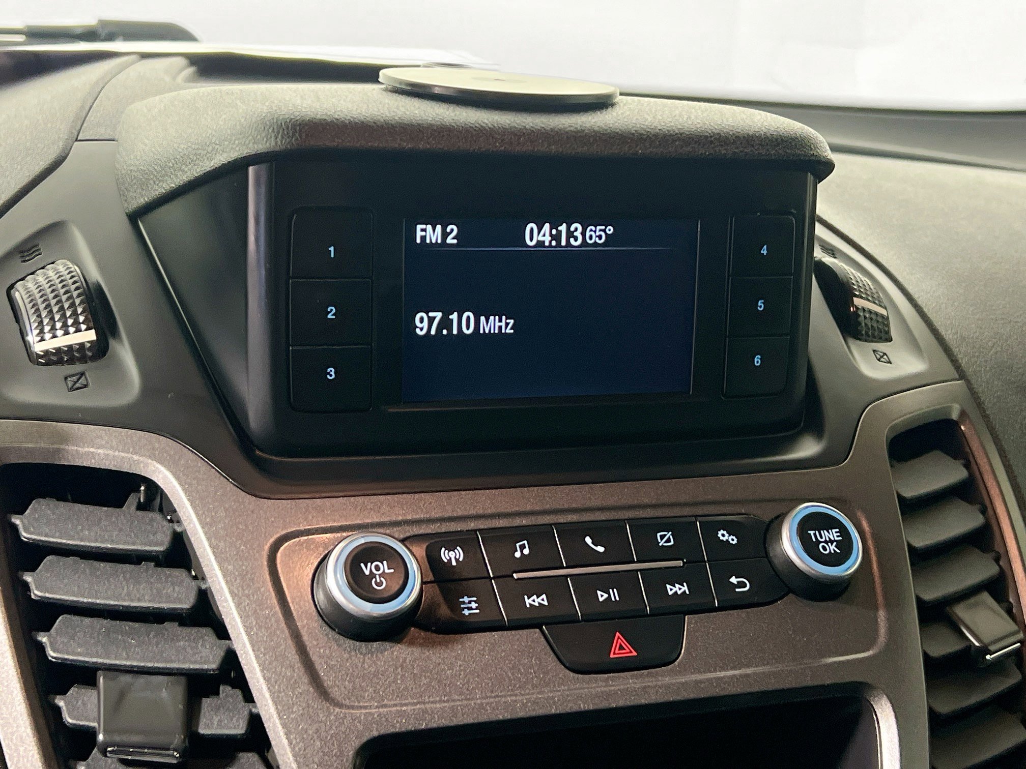 Used 2023 Ford Transit Connect XL image 27