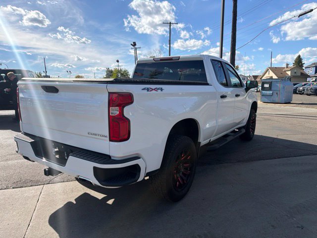 Used 2019 Chevrolet Silverado 1500 Custom w/ Custom Convenience Package AWD/4WD image 8