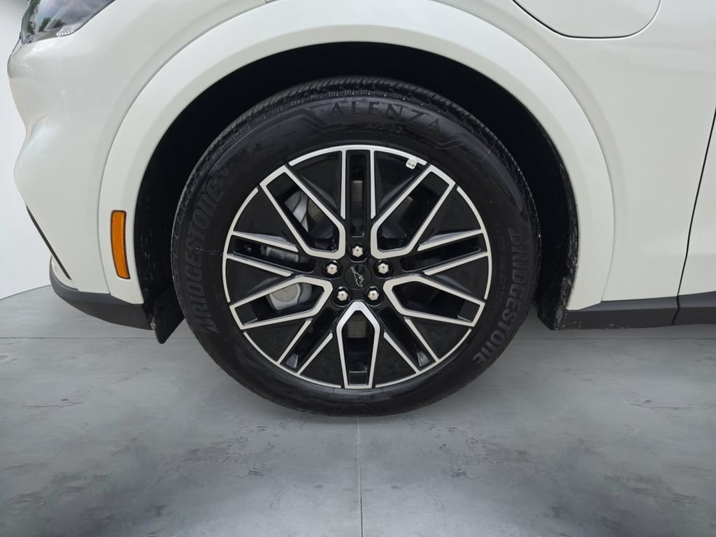 Used 2025 Ford Mustang Mach-E Premium RWD image 17