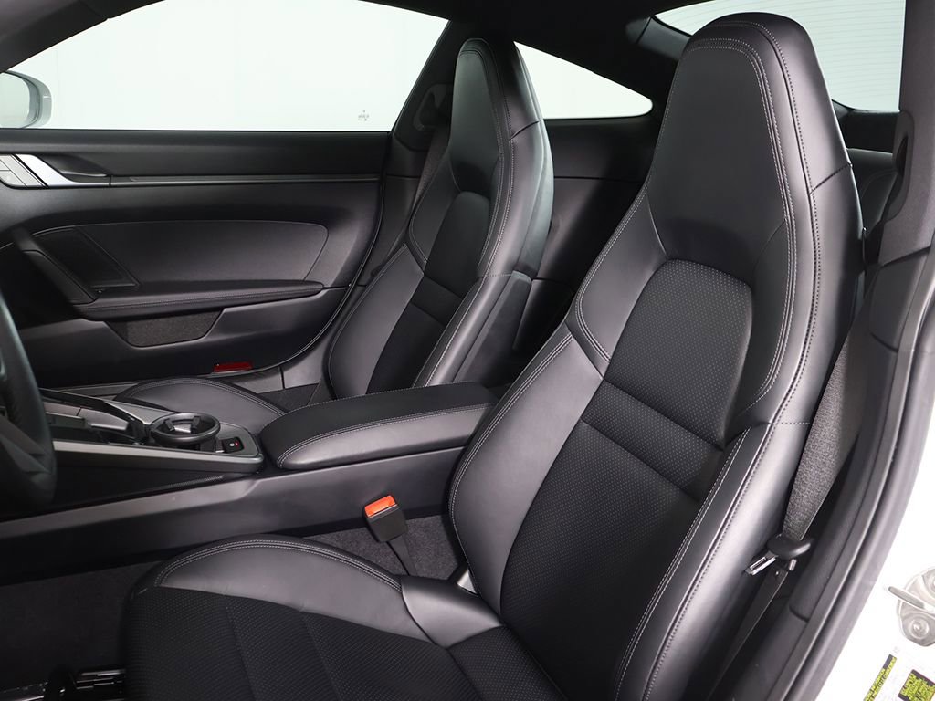 Used 2024 Porsche 911 Carrera S RWD image 21