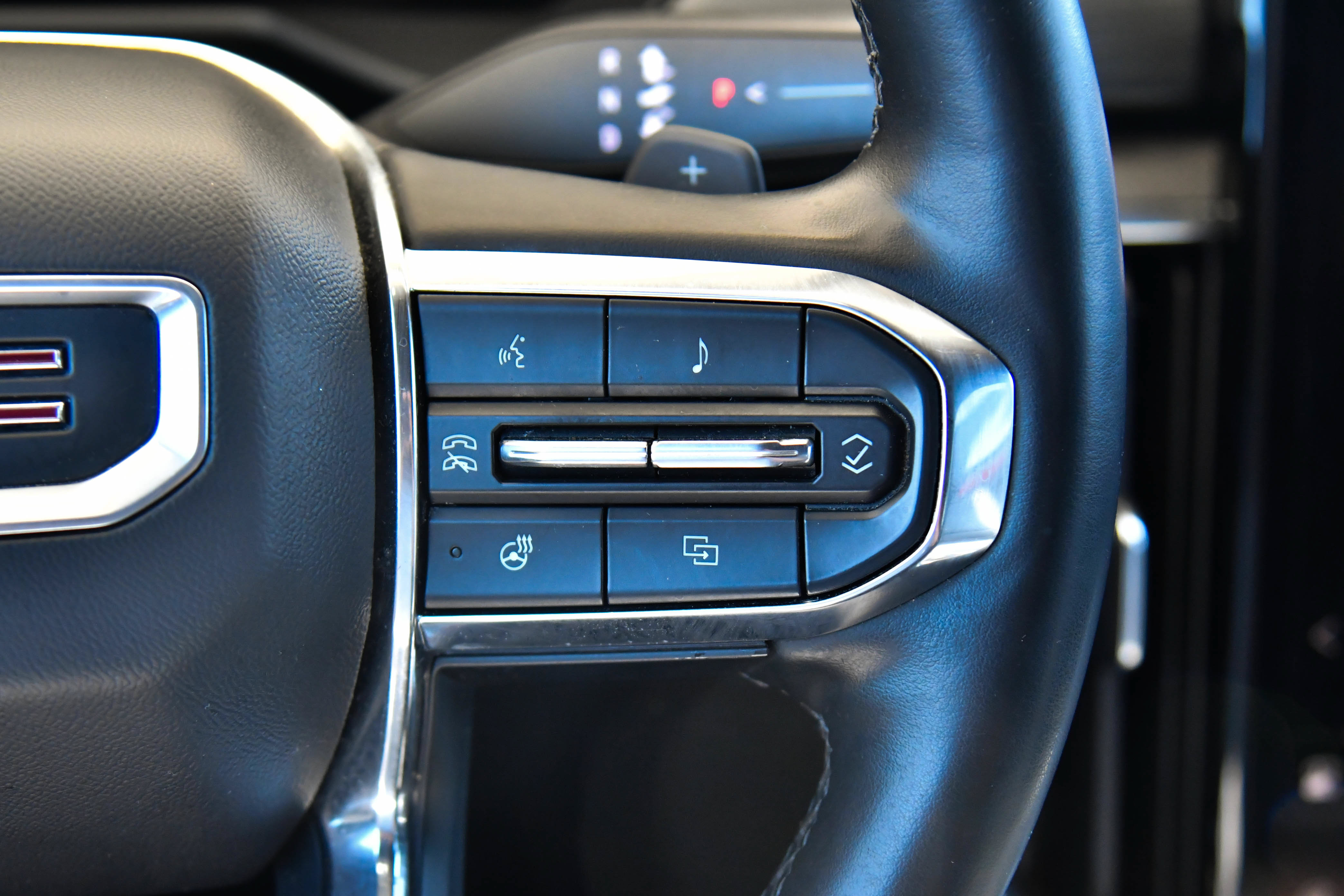 Used 2024 GMC Acadia Elevation FWD image 36