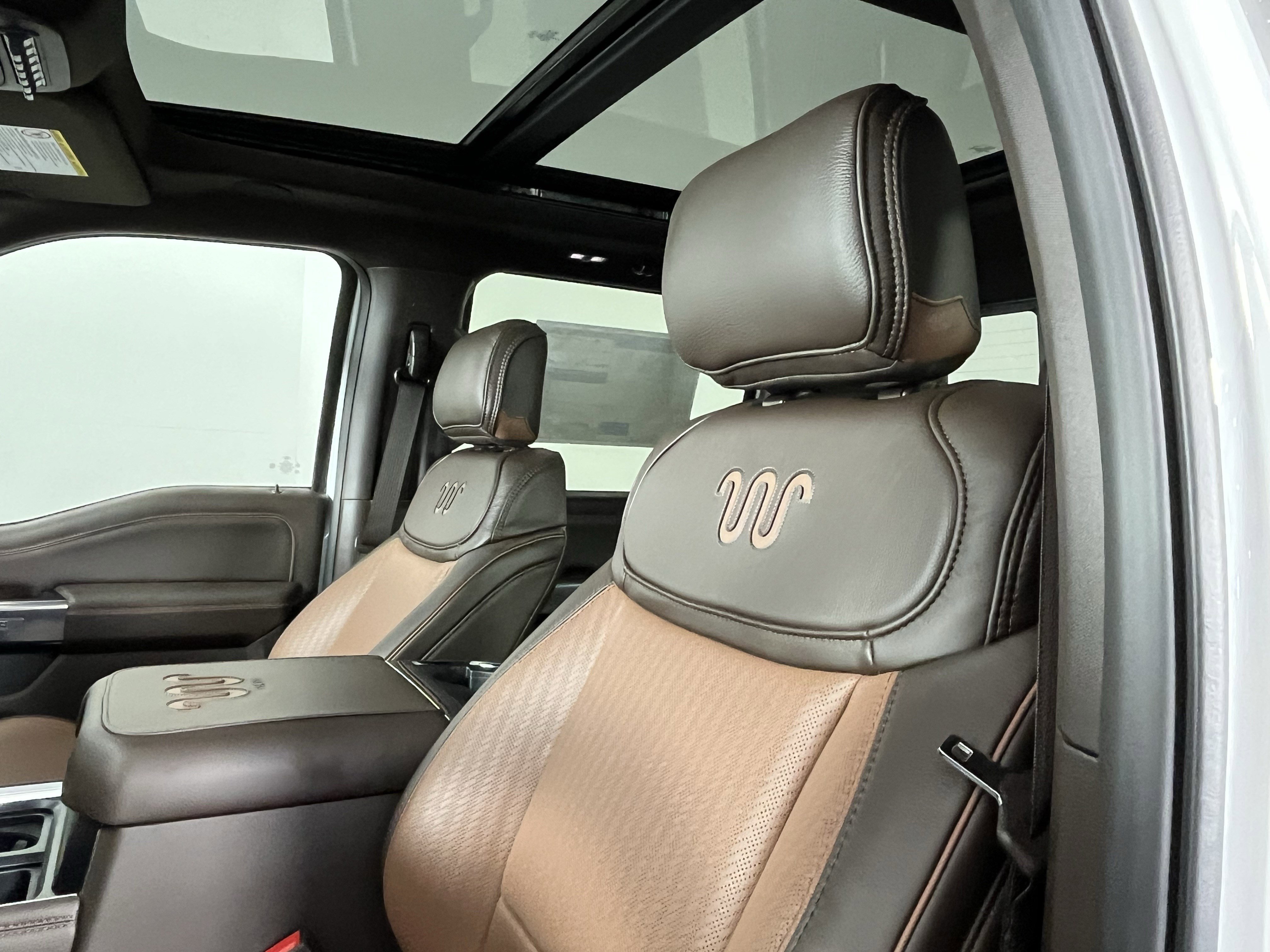 New 2026 Ford F350 King Ranch w/ FX4 Off-Road Package image 16