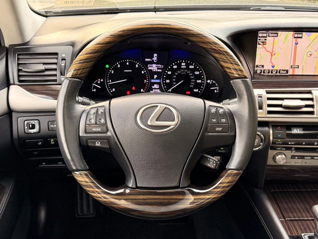 Used 2015 Lexus LS 460 w/ Comfort Package image 21