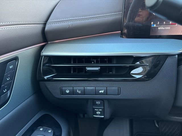 New 2026 Nissan Murano Platinum image 17