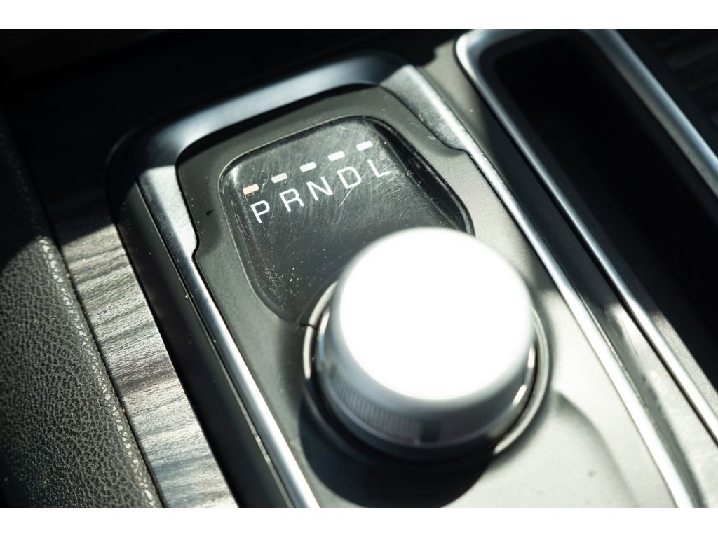 Used 2022 Chrysler 300 Touring L w/ Safetytec Plus Group image 25