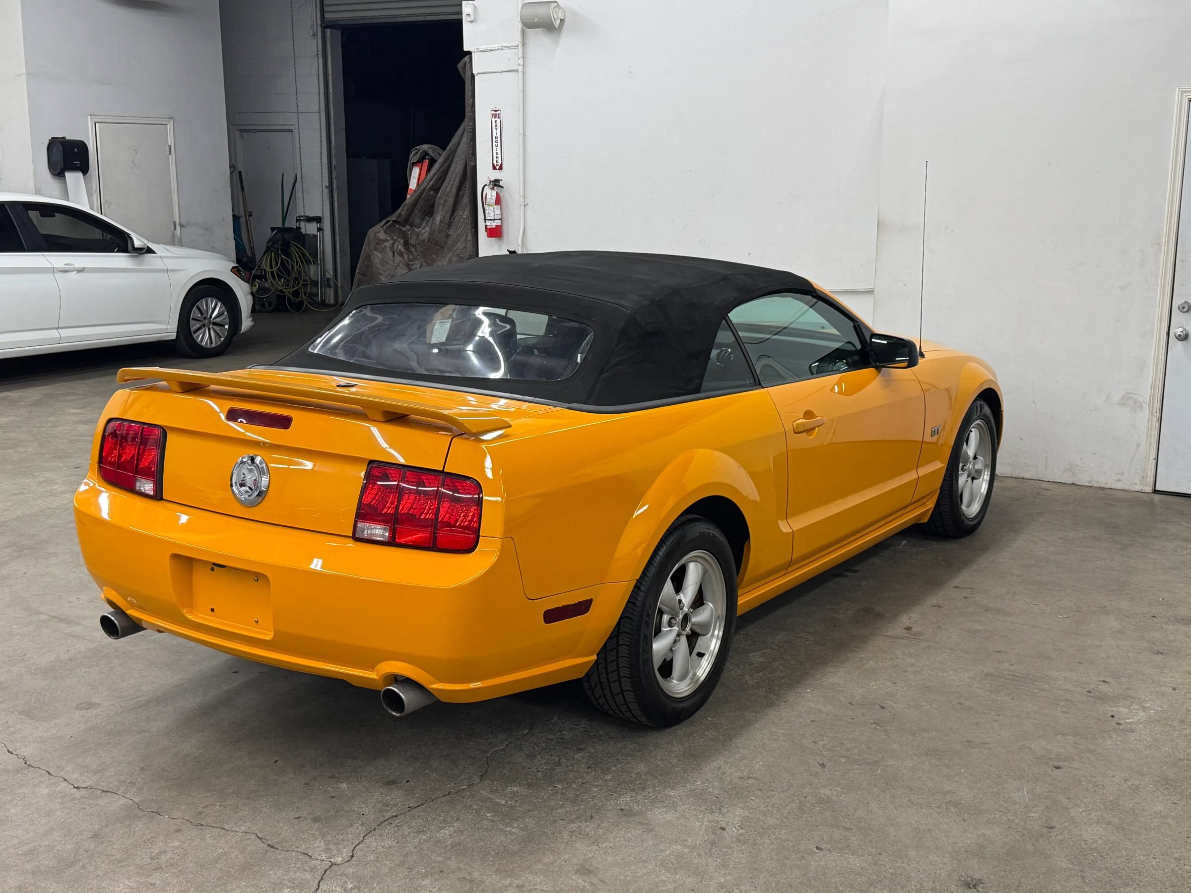 Used 2007 Ford Mustang GT Premium RWD image 28