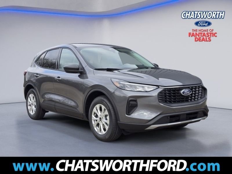 New 2025 Ford Escape Active w/ Cold Weather Package