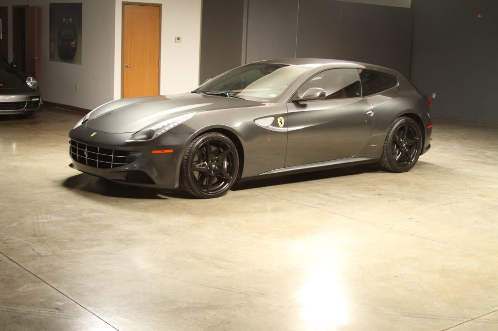 Used 2013 Ferrari FF image 21