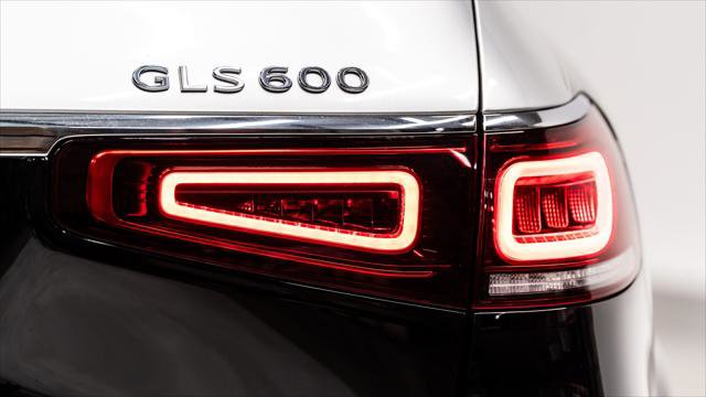 Used 2023 Mercedes-Benz Maybach GLS 600 4MATIC image 17