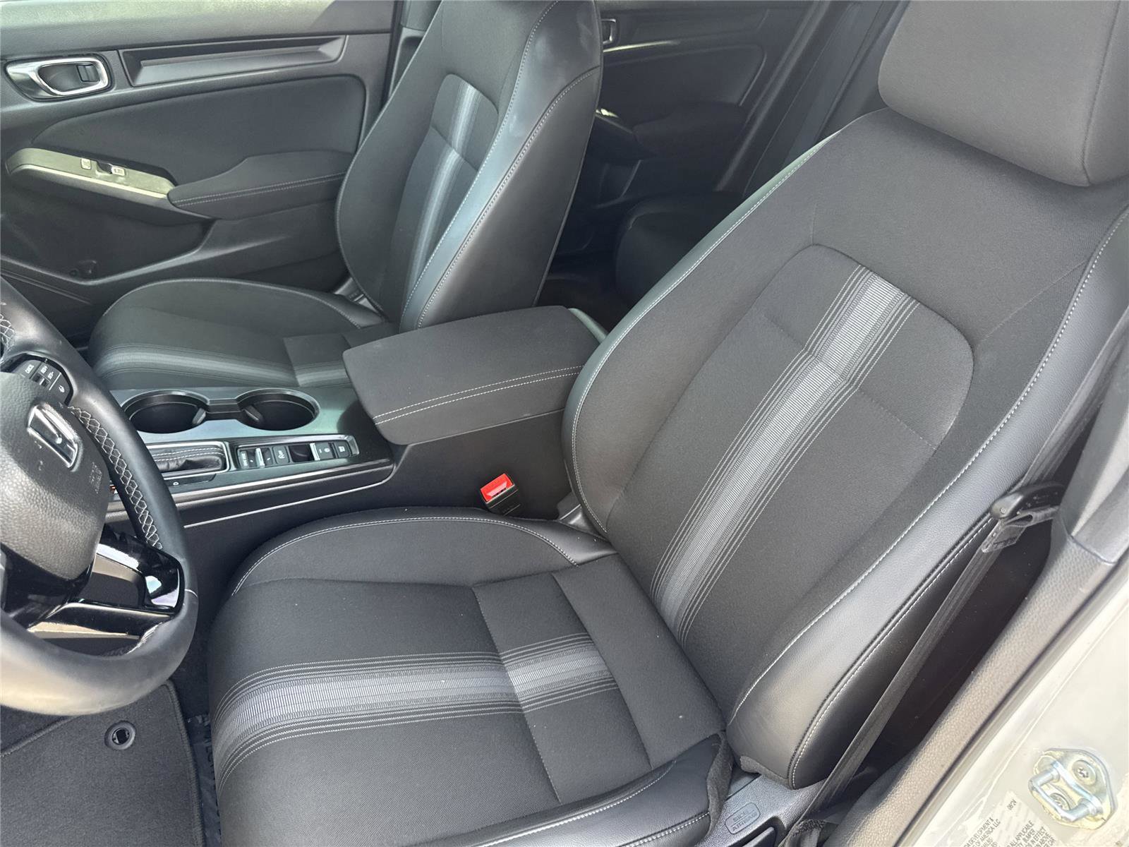 Used 2024 Honda Civic Sport image 11