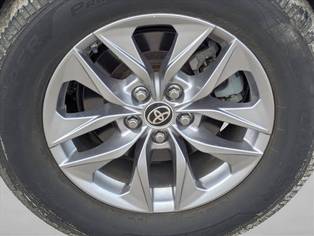 Used 2021 Toyota Sienna XLE FWD image 15