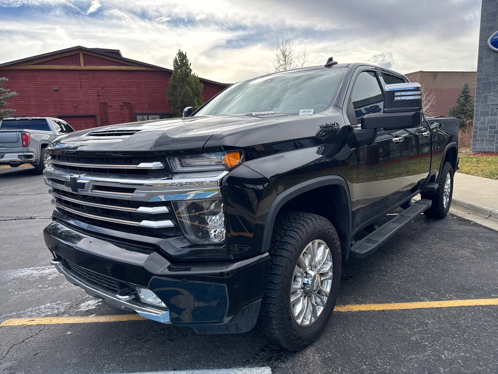 Used 2020 Chevrolet Silverado 2500 High Country w/ Z71 Off-Road Package image 4