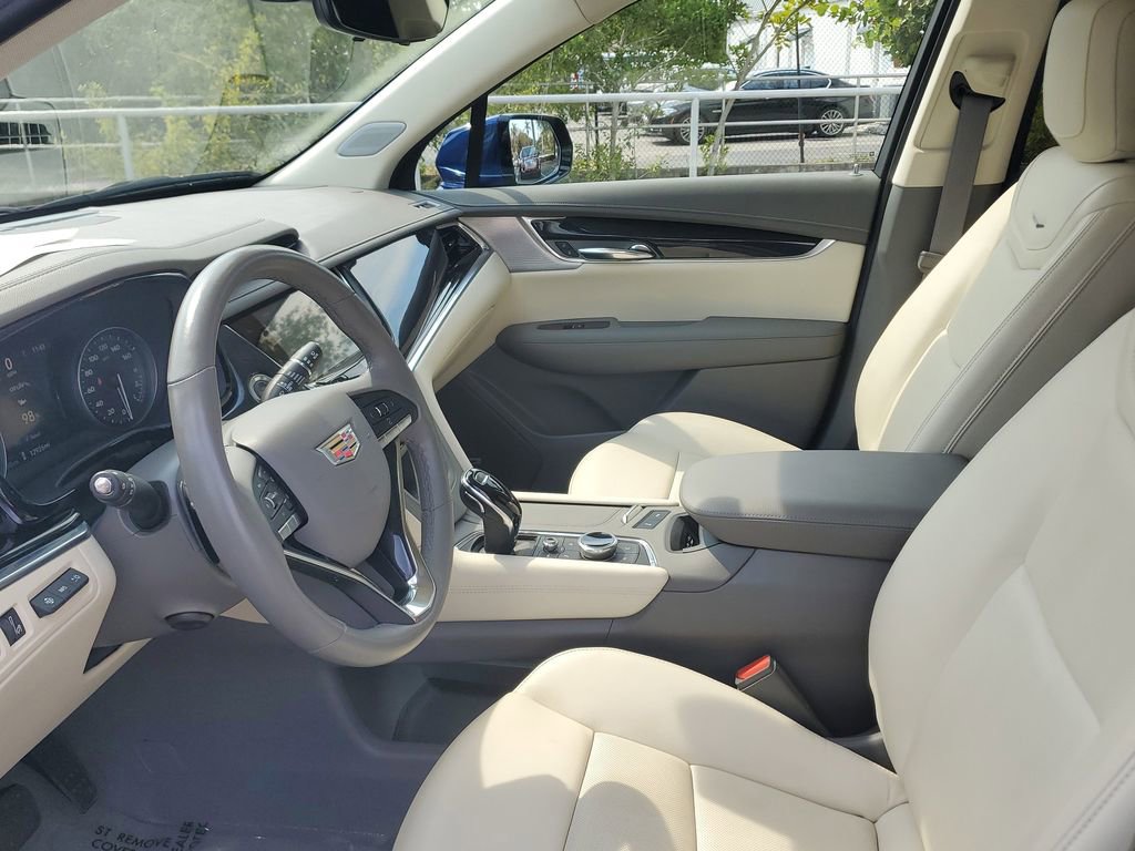 Certified 2024 Cadillac XT6 Premium Luxury w/ Technology Package image 21
