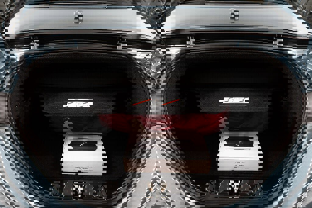 Certified 2024 Ferrari Roma Spider image 47