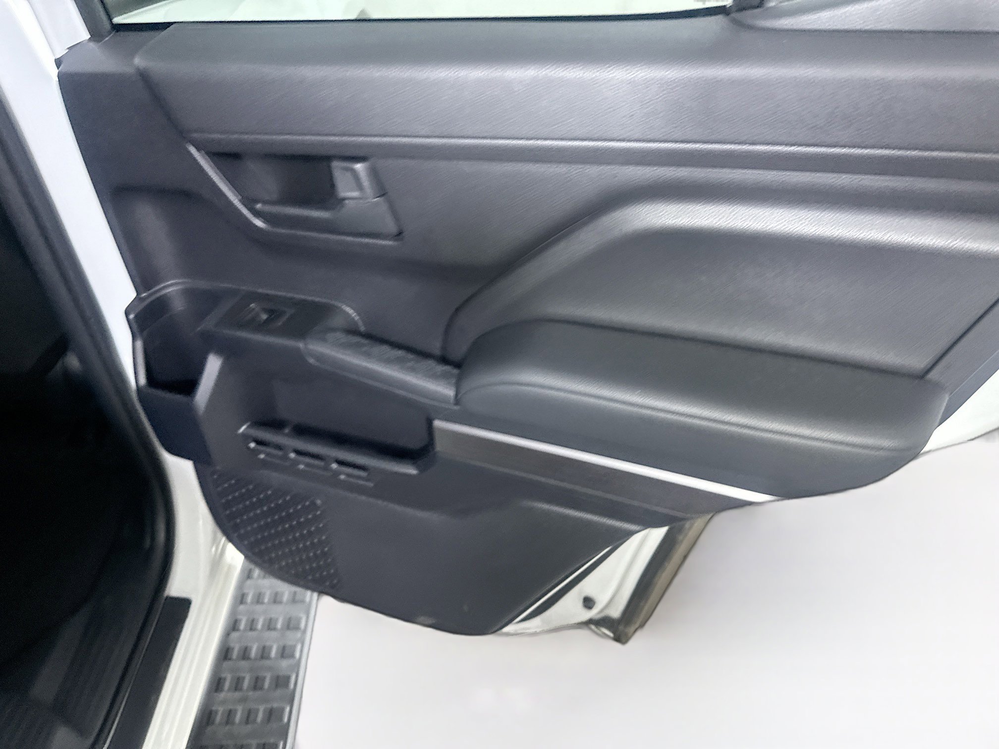 Used 2025 Toyota 4Runner SR5 image 28