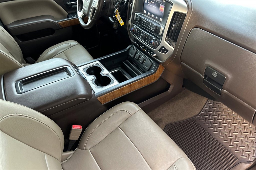 Used 2015 GMC Sierra 2500 SLT w/ Driver Alert Package image 16