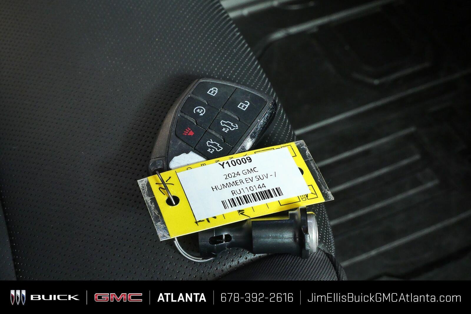 Certified 2024 GMC Hummer EV 2X w/ Extreme Off-Road Package AWD/4WD image 37