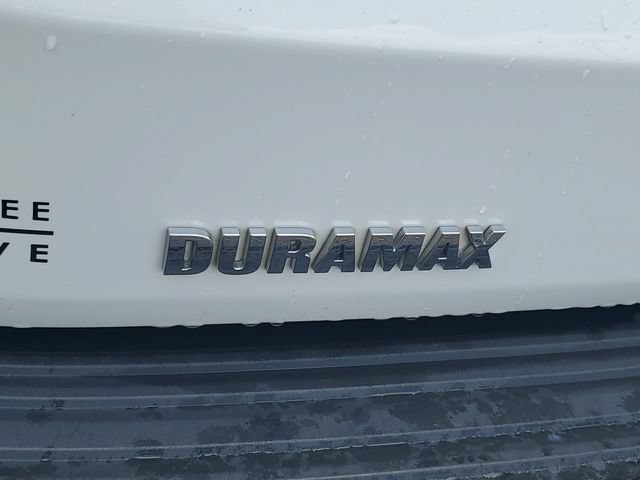 Used 2022 Chevrolet Suburban RST w/ Luxury Package RWD image 30