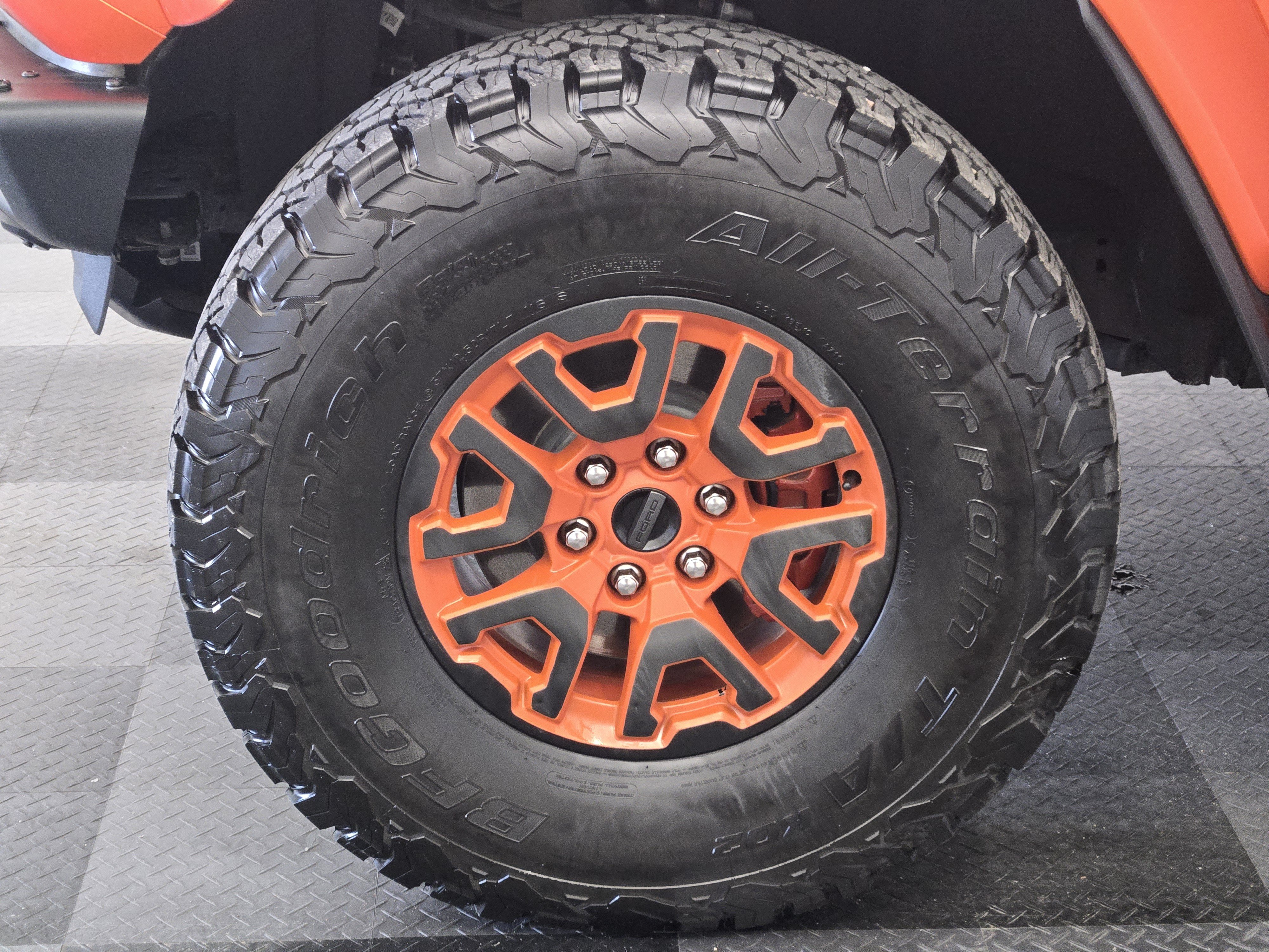 Certified 2024 Ford Bronco Raptor w/ Interior Carbon Fiber Pack 6 AWD/4WD image 10